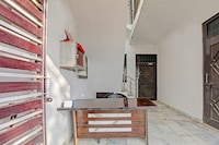 Hotel O Jankipuram Paradise Hotel