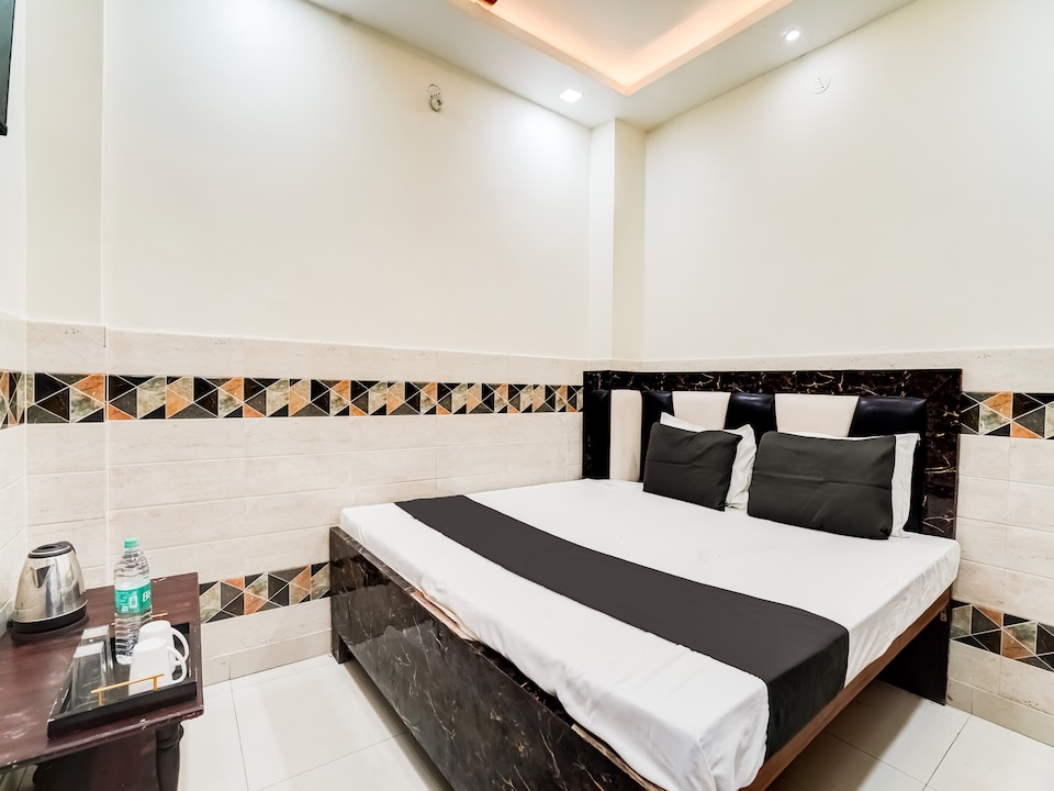 Hotel O Flagship R. D. INN, Kanpur Railway Station, Kanpur