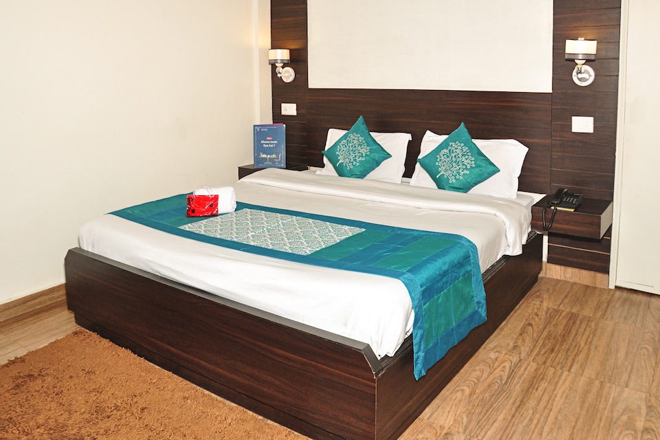 OYO 1797 Hotel Sangeet, The Mall Road-Shimla, Shimla