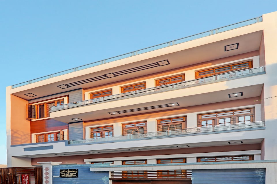 Hotel O Diamond In, Hazratganj Lucknow, Lucknow