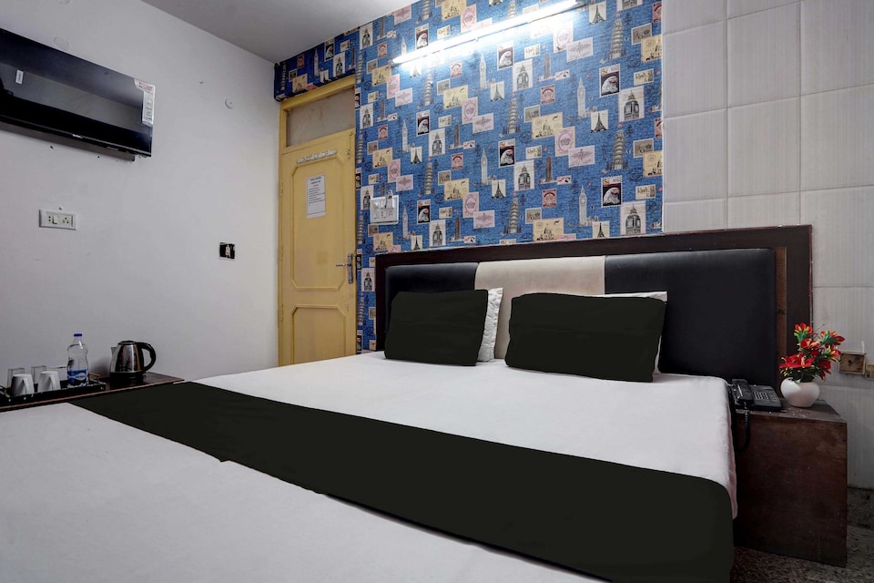Hotel O The Royal Palace, Charbagh Lucknow, Lucknow