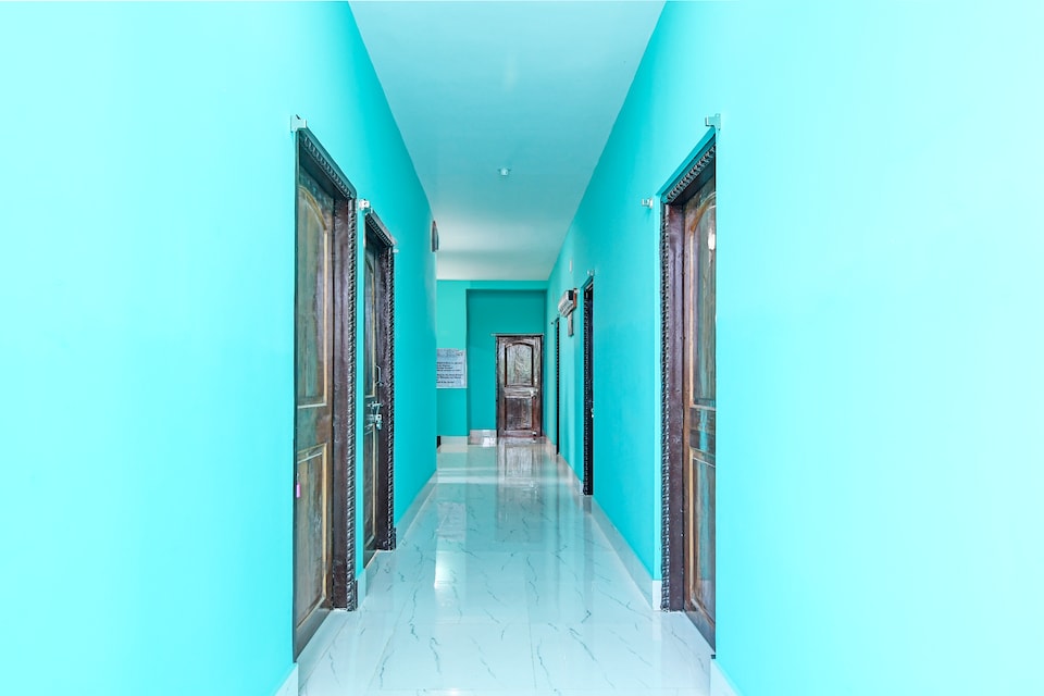 OYO 822654 MAA BHUASUNI RESIDENCY, Cuttack, Cuttack