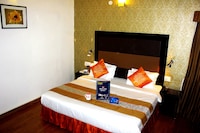 OYO Hotel The Ambassador