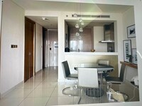 OYO 1245 Home DAMAC Towers Paramount