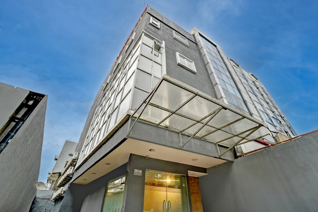 Hotel O near Monas formerly Cideng Timur Residence