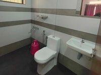 Hotel O Abriz Inn