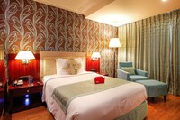 OYO Royalton Hotel Near Birla Mandir