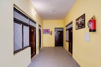 Hotel O Vrindavan guest house