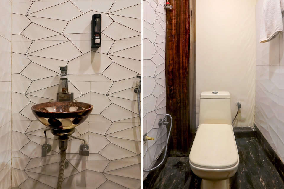 OYO 822747 Hotel Kalila, Pitampura - Rohini Delhi, Delhi