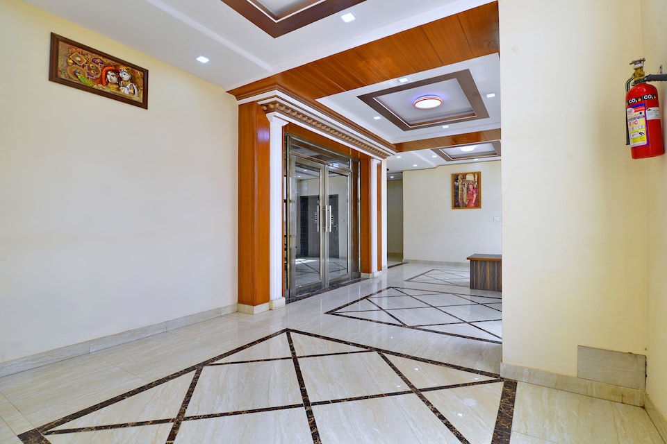 OYO 822810 Hotel Himalaya Tower, Jaipur Airport, Jaipur