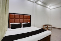 Hotel O Bluemoon Anantram