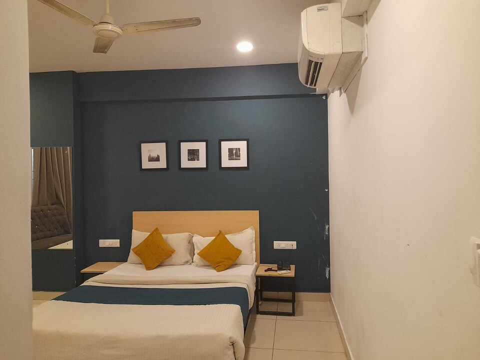 OYO 822830 Super Flagship Silver Suites, Hebbal Bangalore, Bangalore