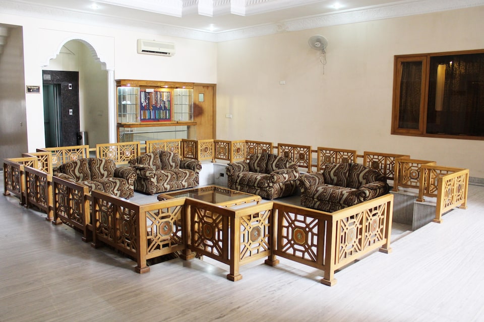 OYO Le Grand Hotel, Ranipur Haridwar, Haridwar