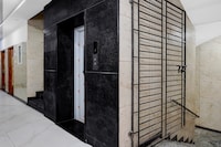 Hotel O Royapettah Clock Tower Formerly RKH Residency