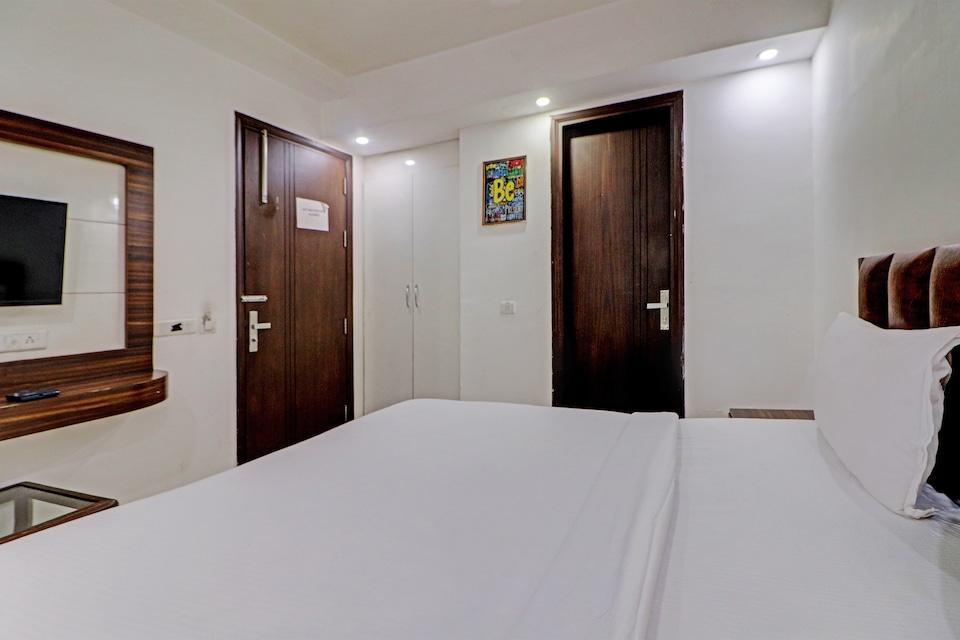 Hotel O King Plaza, Airport Delhi, Delhi Transit