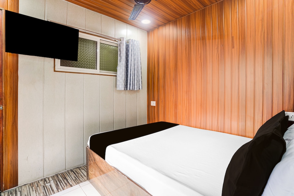Super Hotel O Ulhasnagar Railway Junction Formerly Garden Inn, Mumbai- Kalyan-Bhiwandi- Badalapur, Mumbai