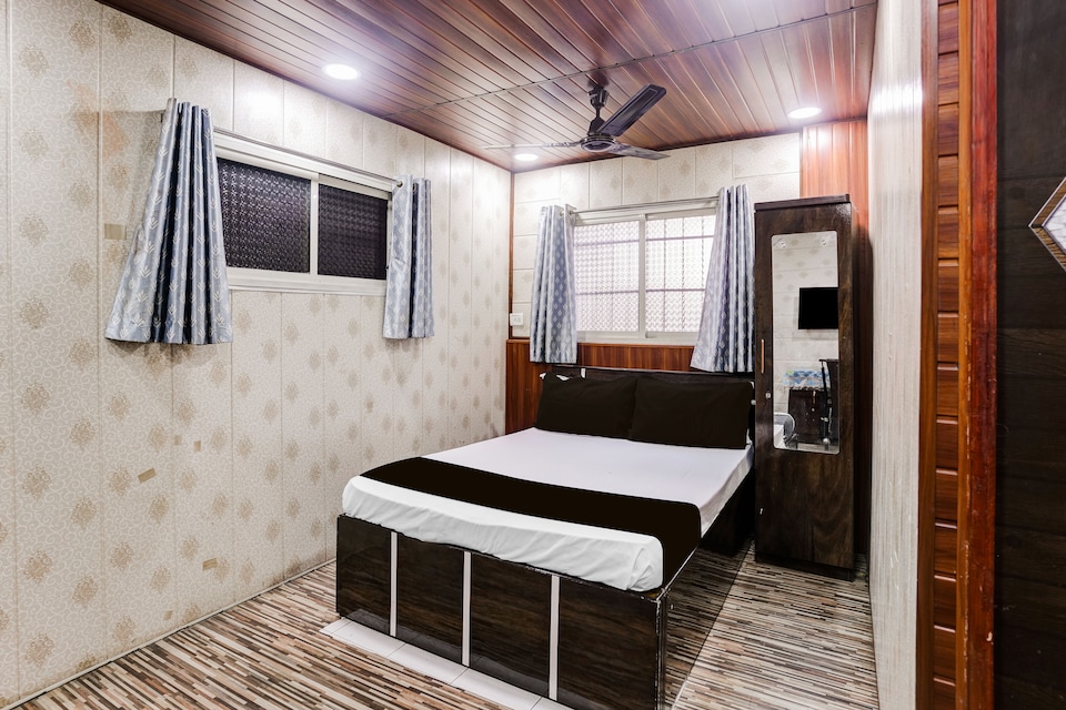 Super Hotel O Ulhasnagar Railway Junction Formerly Garden Inn, Mumbai- Kalyan-Bhiwandi- Badalapur, Mumbai