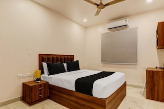 Super Townhouse Arekere Near Mithai Mahal