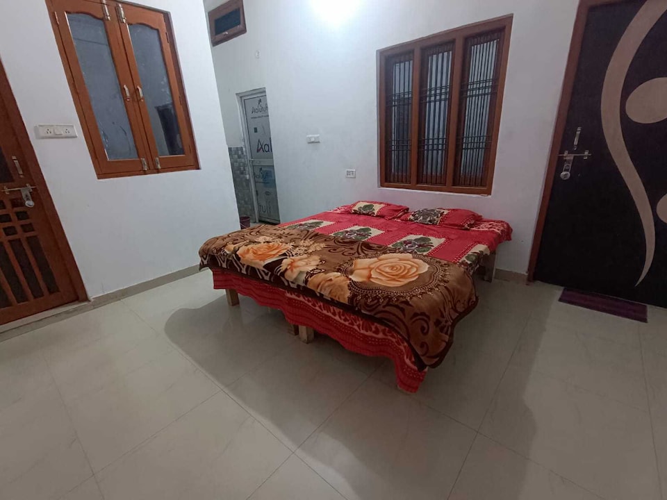 OYO Home Laxmi Guest Homestay, Ayodhya, Ayodhya