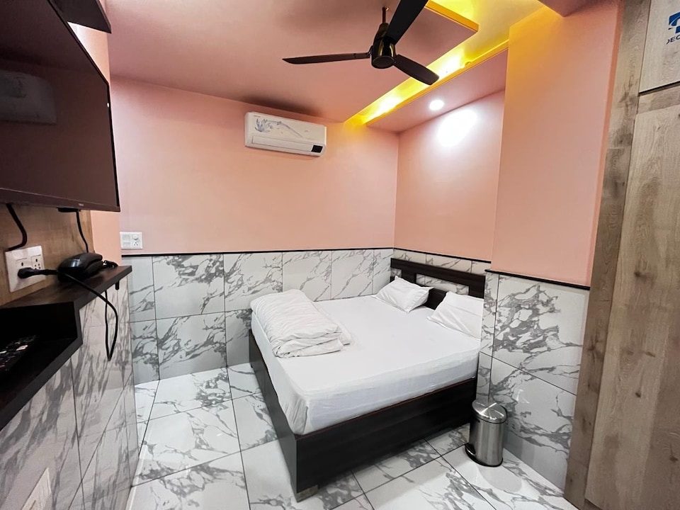 SPOT ON YADAV GUEST HOUSE, Mansarovar, Jaipur
