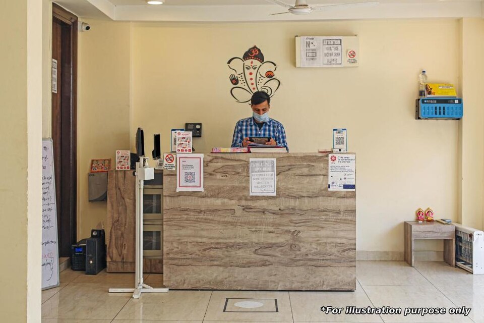 OYO 822996 Flagship Hotel The Breakers Near Pacific Mall Tagore Garden, Rajouri Garden Delhi, Delhi