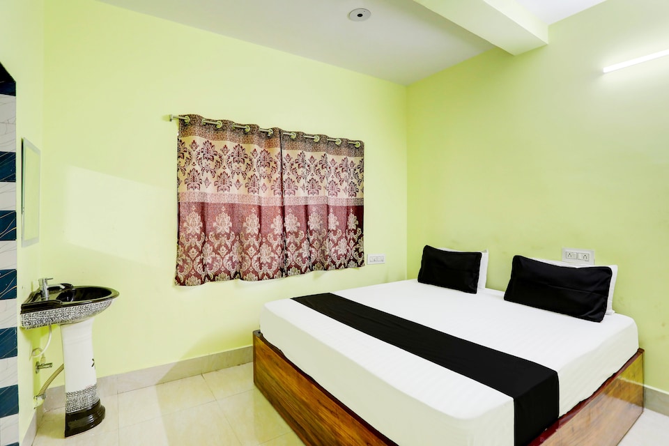 Hotel O GURUKRUPA LODGE, Puri Konark Road Puri, Puri