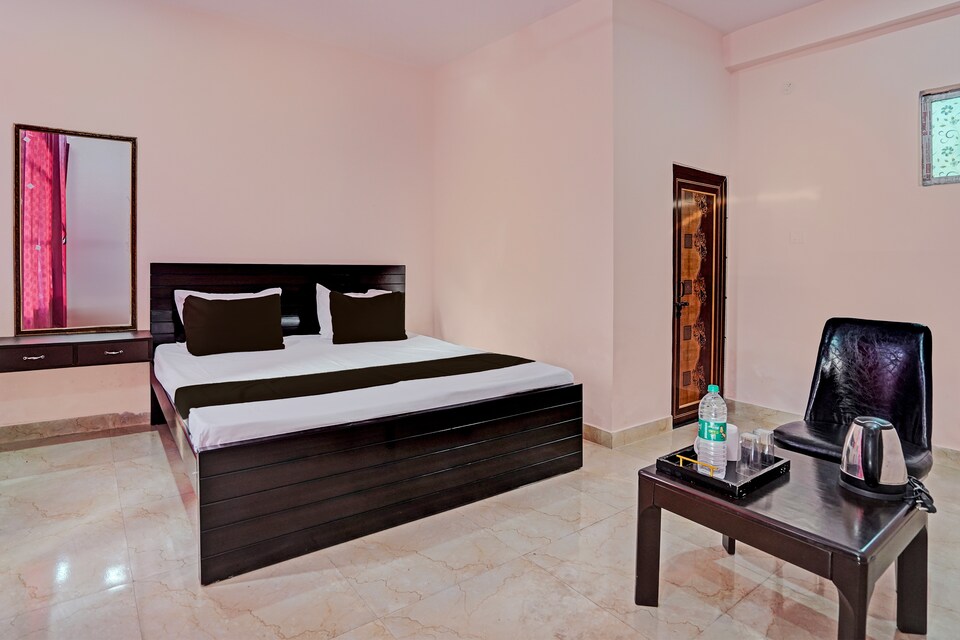 Hotel O BRAMHAVART BANQUET AND RESTAURANT, Govind Nagar Kanpur, Kanpur