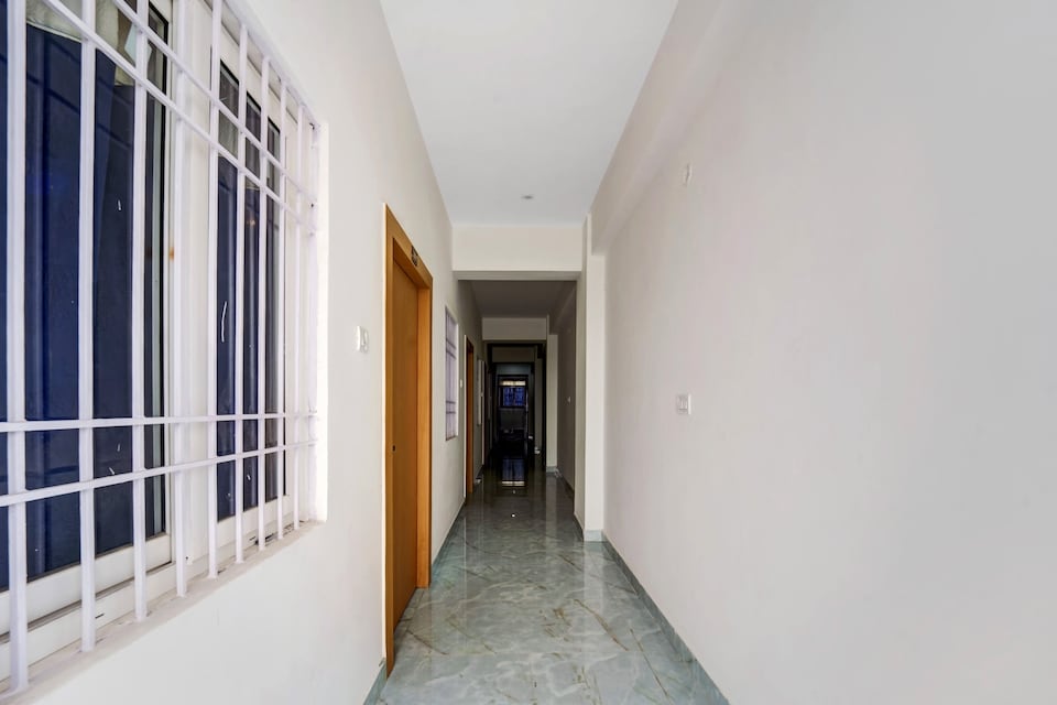 Hotel O Rainbow Inn, Patna, Patna