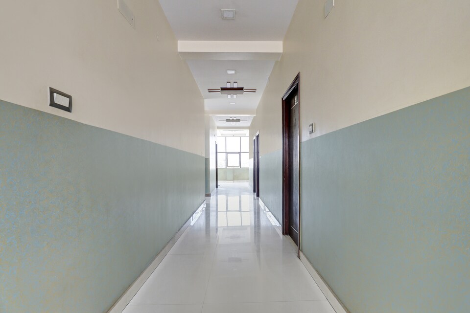Hotel O Lakshmi Deluxe Lodge, Tumkur Bangalore, Bangalore