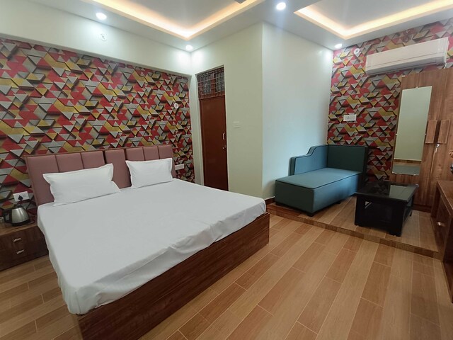 Hotel O Rakabganj Crossway Ayodhya Formerly Ramaland Homestay