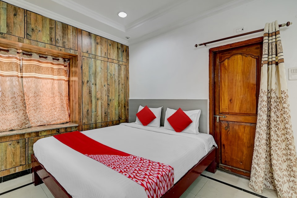 Hotel O SERENITY HOME STAY, Tiruchanur Road Tirupati, Tirupati