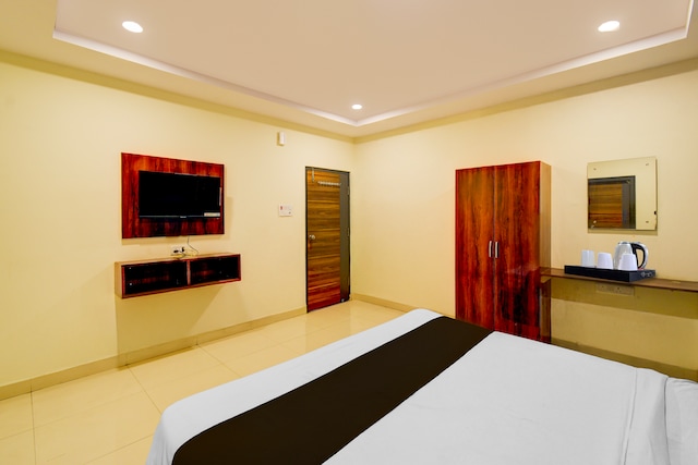 Super Hotel O AMR Planet Mall Hyderabad Formerly R Square