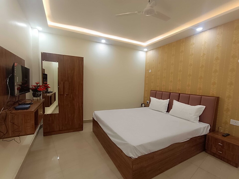 OYO 823139 HOTEL SIYA BIHARI, Ayodhya, Ayodhya