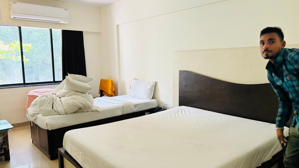 LIVE ON MUM2667, Mumbai Borivali-Dahisar-Mira Road, Mumbai