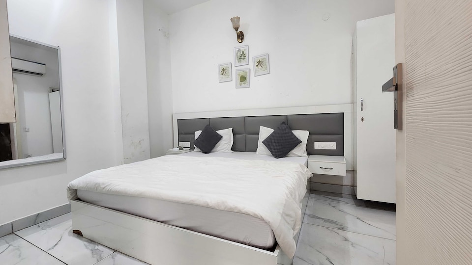 OYO Hotel THE-A, Ferozepur Road Ludhiana, Ludhiana
