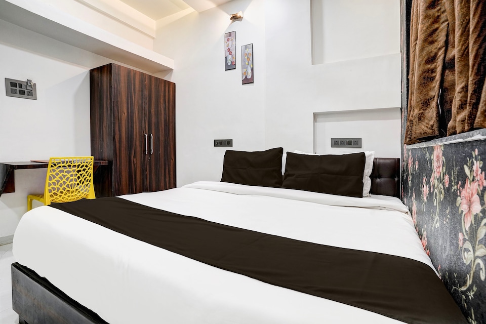 Hotel O The Regal Inn, Nashik, Nashik