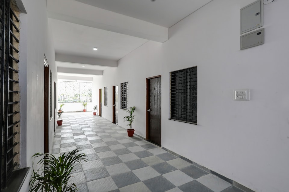 Hotel O Sky View Stay In, Manish Nagar Besa, Nagpur