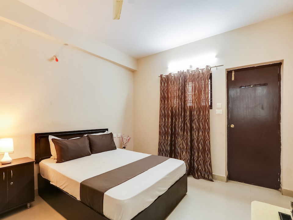 Hotel O Srinivasa Grand , Abids-Nampally, Hyderabad