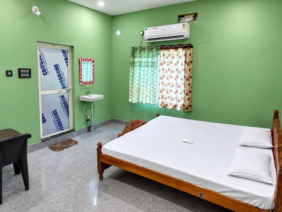 Hotel O Kunika Guest House, Bhadrak, Bhadrak
