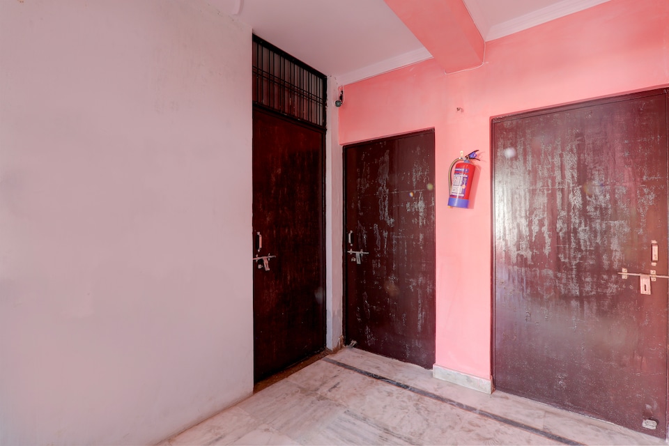 Hotel O Mountain dreamers lodge hotel, Vikas Nagar Lucknow, Lucknow