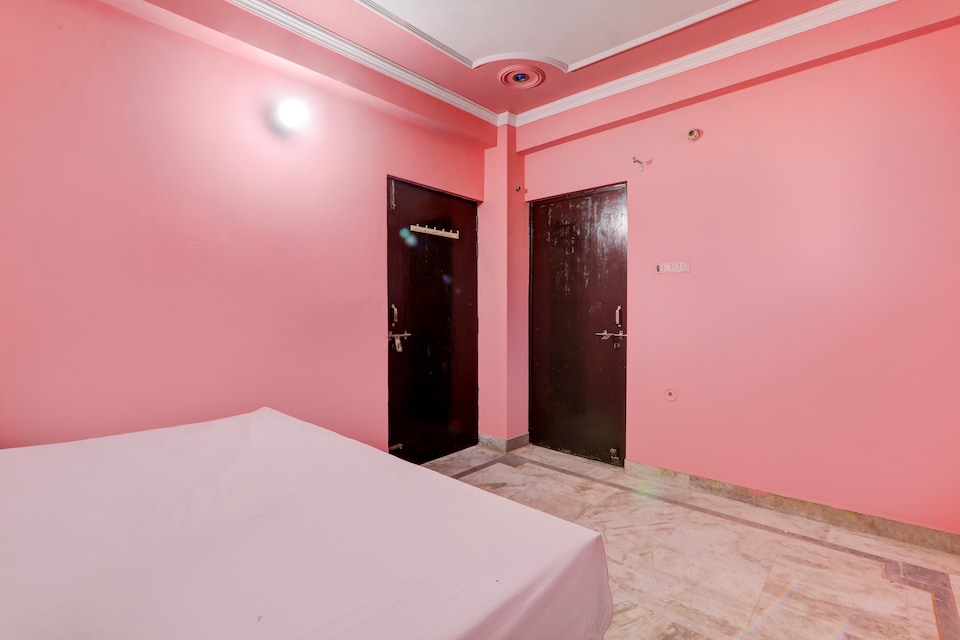 Hotel O Mountain dreamers lodge hotel, Vikas Nagar Lucknow, Lucknow