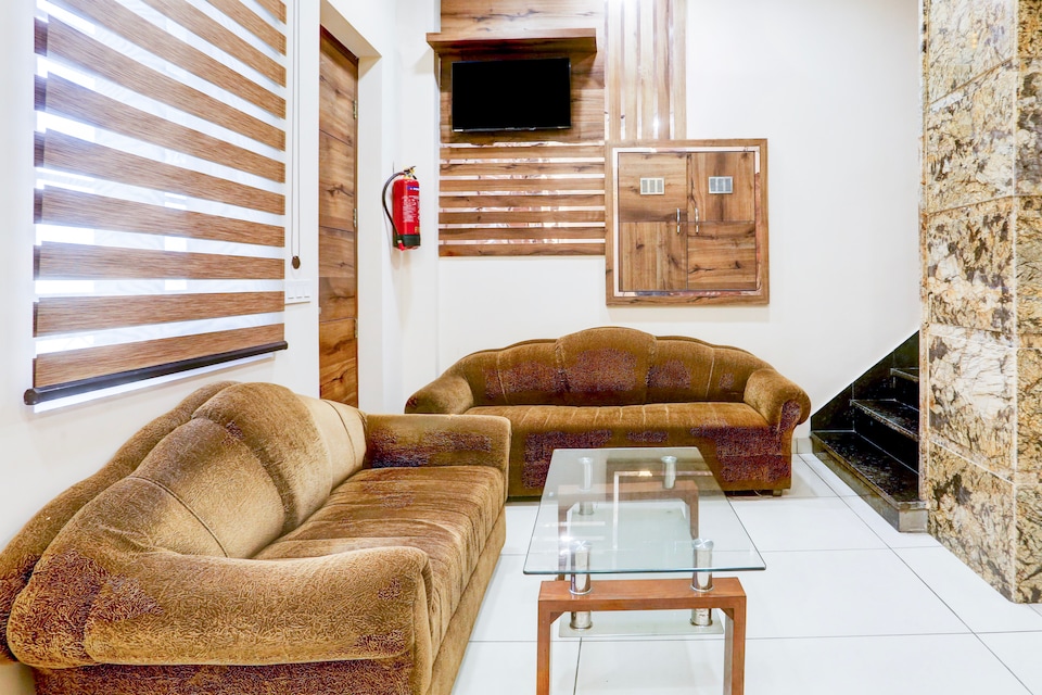 Super Collection O City Center Ludhiana Formerly MMC Inn, Ludhiana Railway Station, लुधियाना