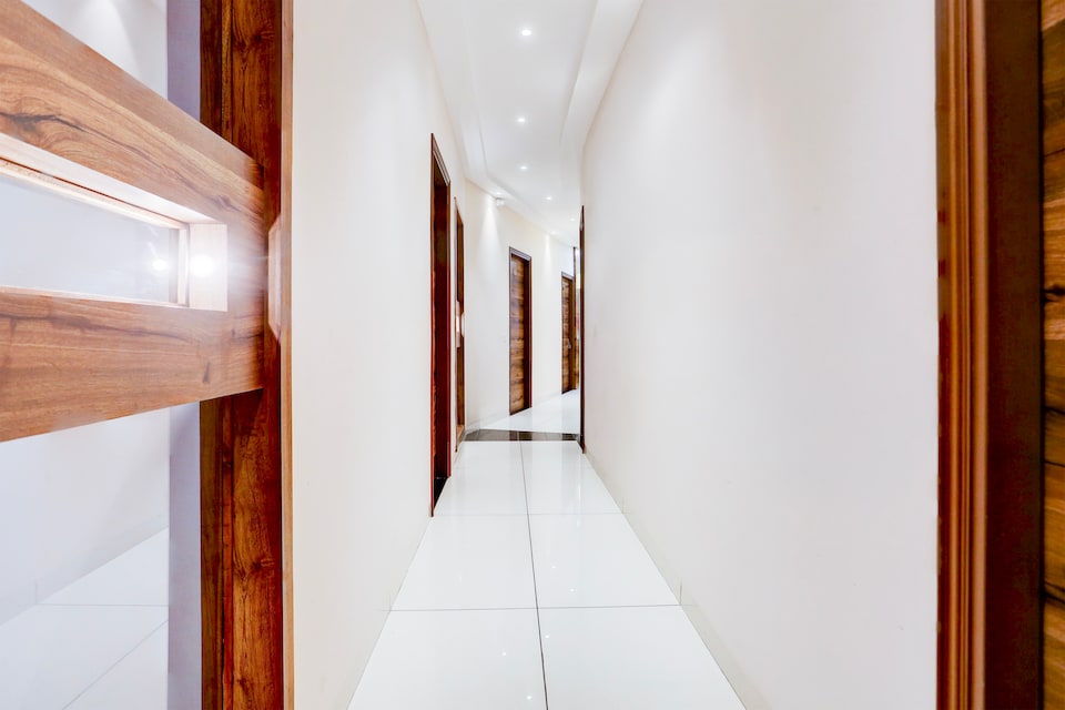 Super Collection O City Center Ludhiana Formerly MMC Inn, Ludhiana Railway Station, लुधियाना