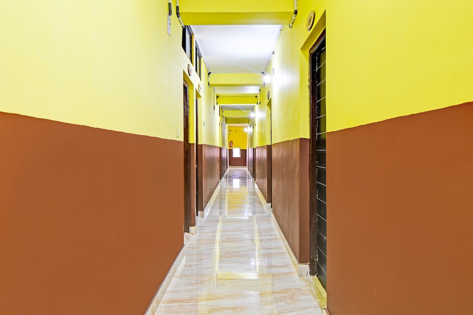 Super Hotel O Kabardanga More Kolkata Formerly Royal Crown Banquet, Behala Kolkata, Kolkata