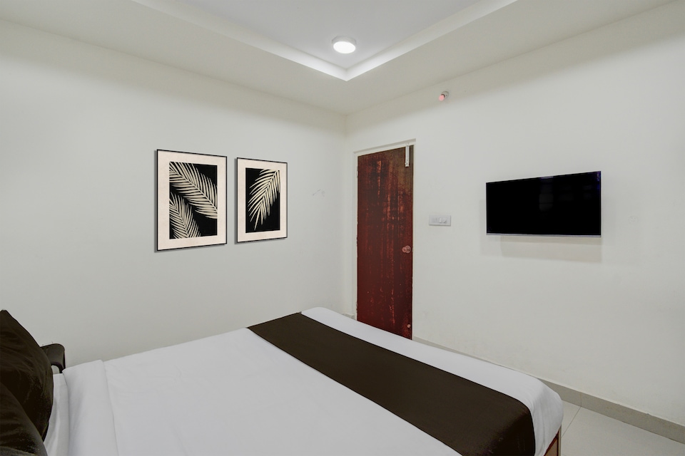 Super Hotel O by OYO JVP Hotels, Madhapur, Hyderabad