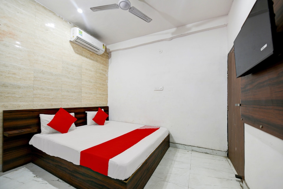 Hotel O Town Palace, Faridabad, Faridabad
