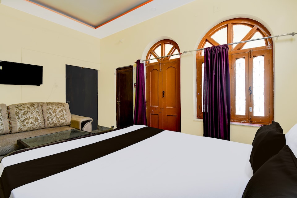 Hotel O Magadh Guest House, Gaya, Gaya