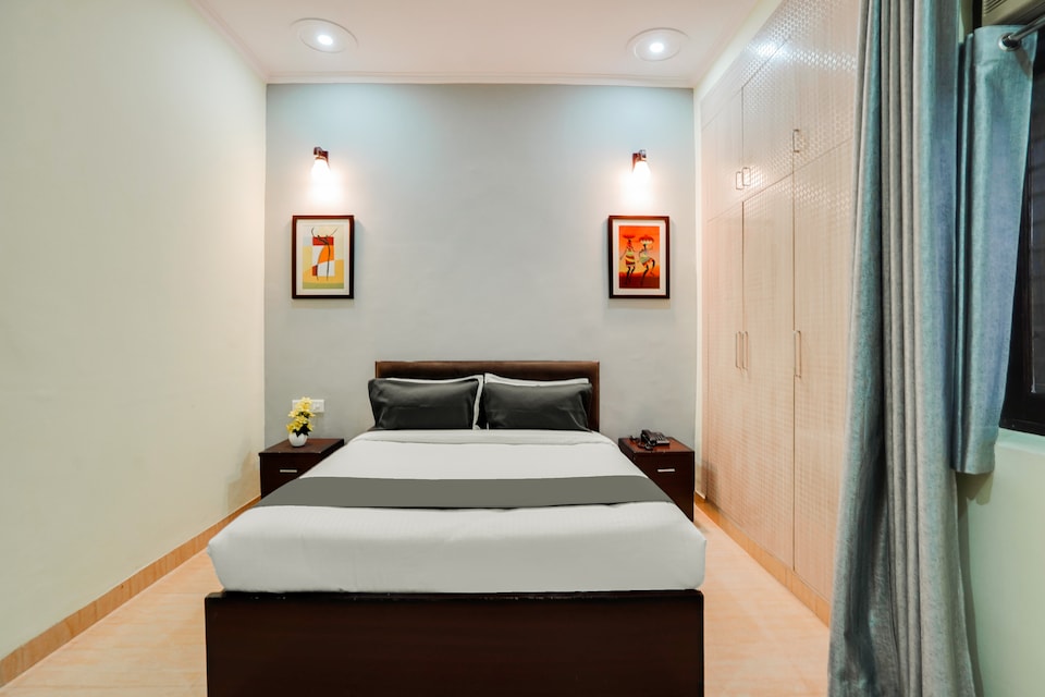 Collection O Hotel Villa Vista, Noida City, Noida