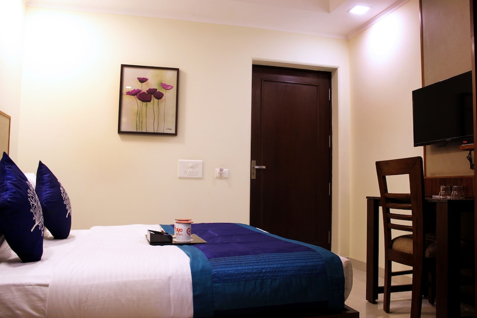 OYO 1817 Hotel Rainbow, Ghaziabad City, Ghaziabad