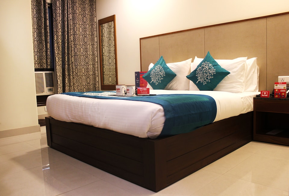 OYO 1817 Hotel Rainbow, Ghaziabad City, Ghaziabad